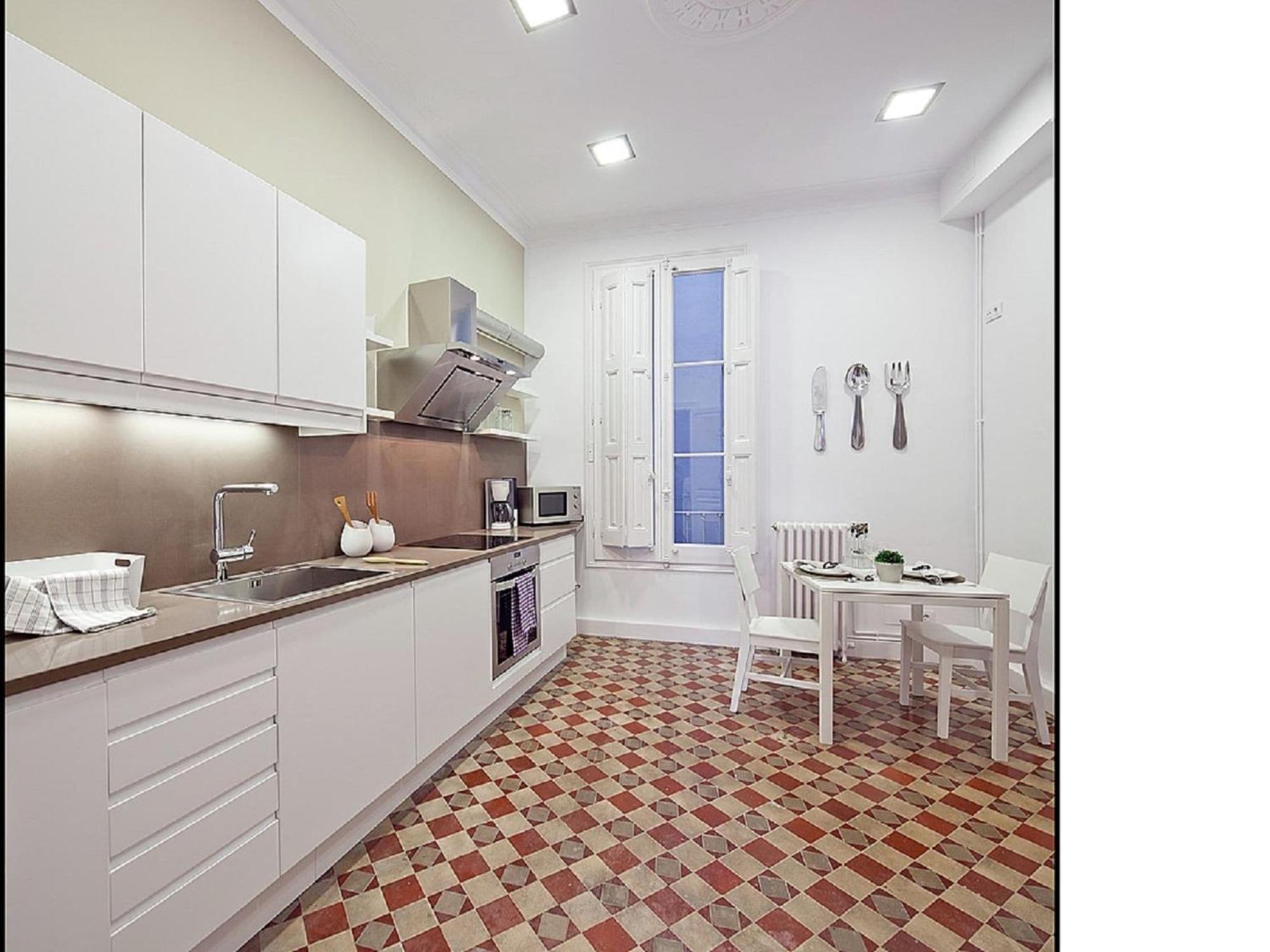 Luxurious For 9 People Recently Renovated In The Center Of
