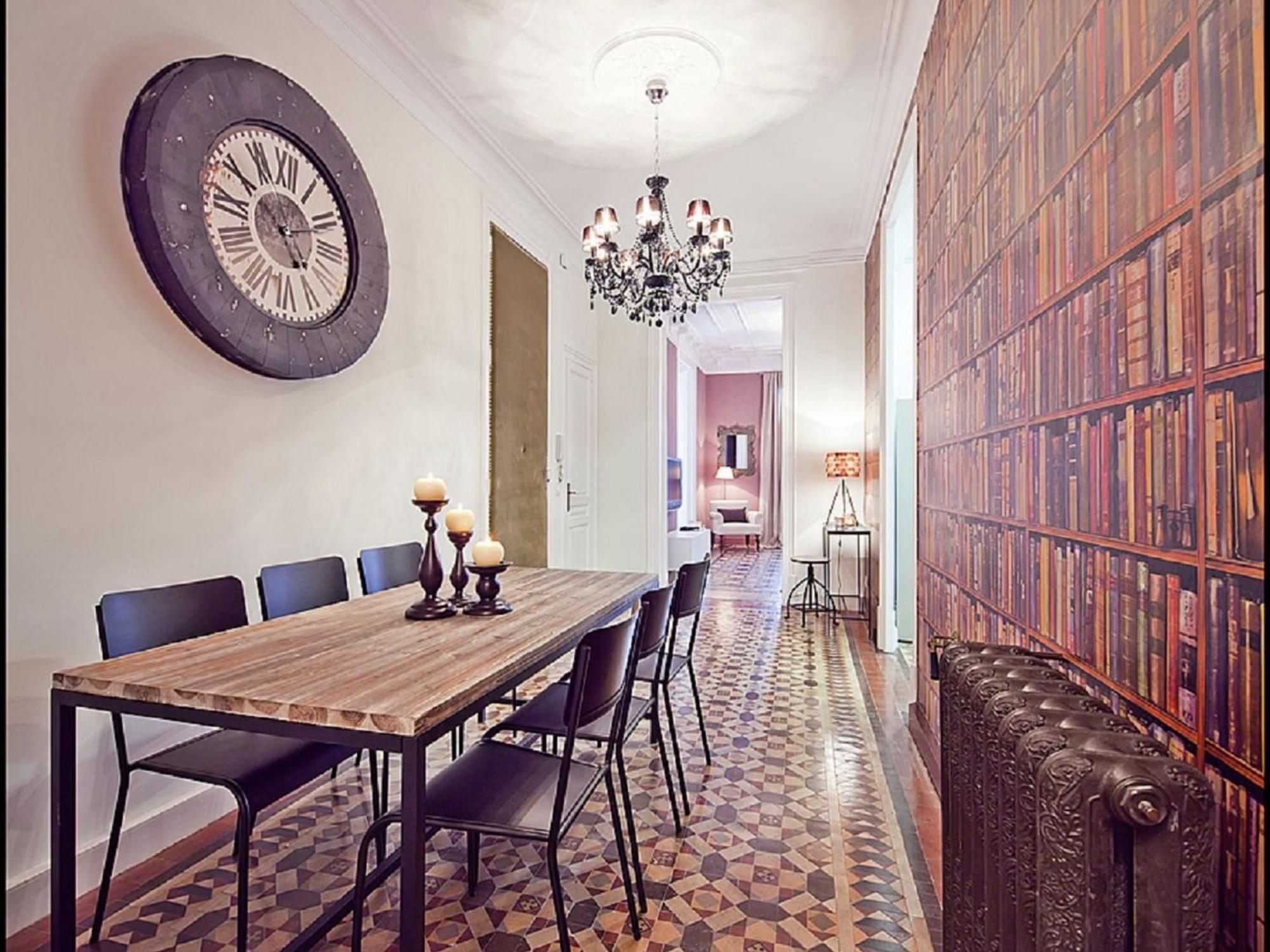 Luxurious For 9 People Recently Renovated In The Center Of Villa