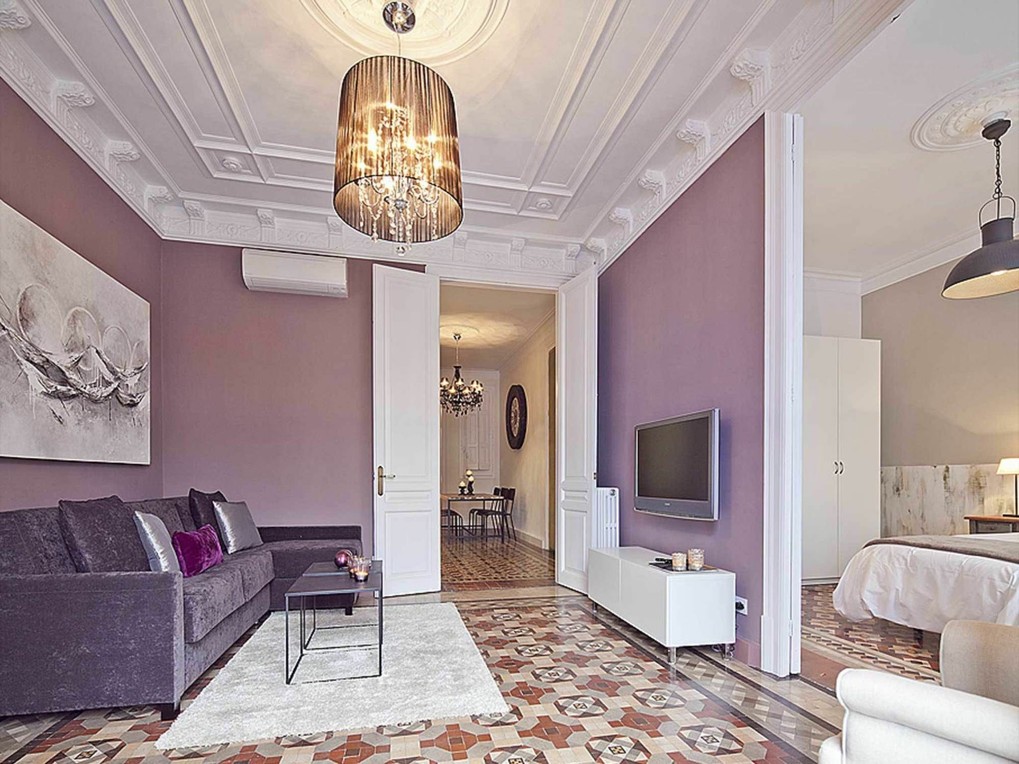 Villa Luxurious For 9 People Recently Renovated In The Center Of Barcelone