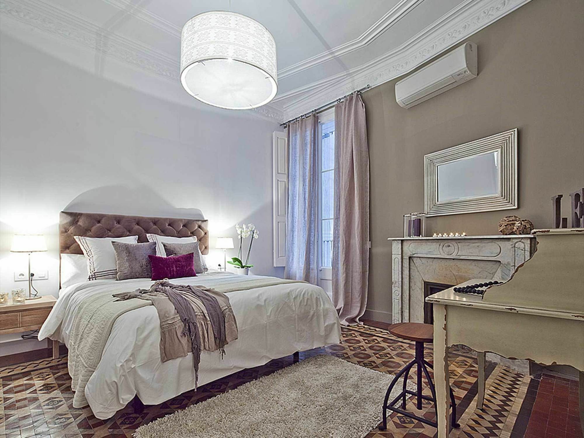 Villa Luxurious For 9 People Recently Renovated In The Center Of Barcelone